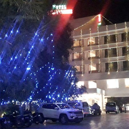 King Paradise Hotell Tiruchirappalli Eksteriør bilde