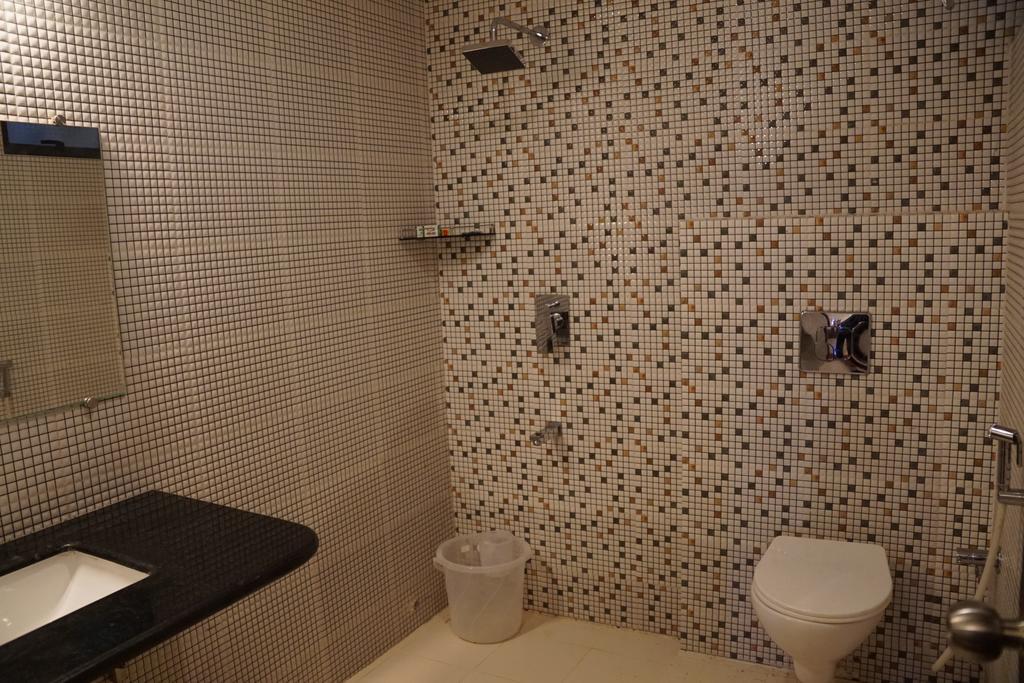 King Paradise Hotell Tiruchirappalli Eksteriør bilde