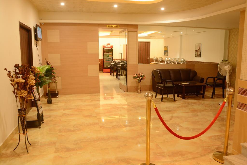 King Paradise Hotell Tiruchirappalli Eksteriør bilde